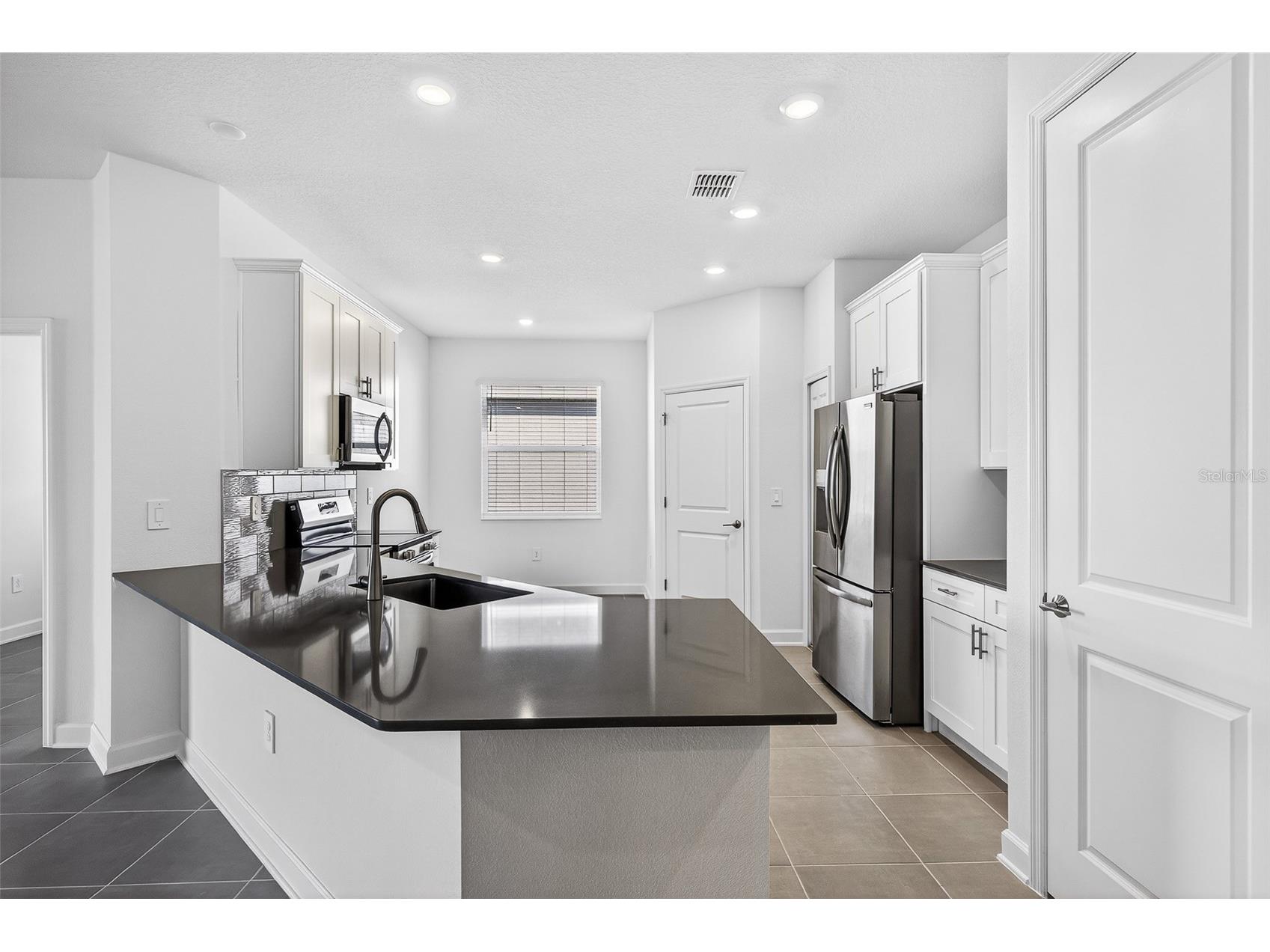 2619 Peace Of Mind Avenue Kissimmee FL 34744 O6380357 image10