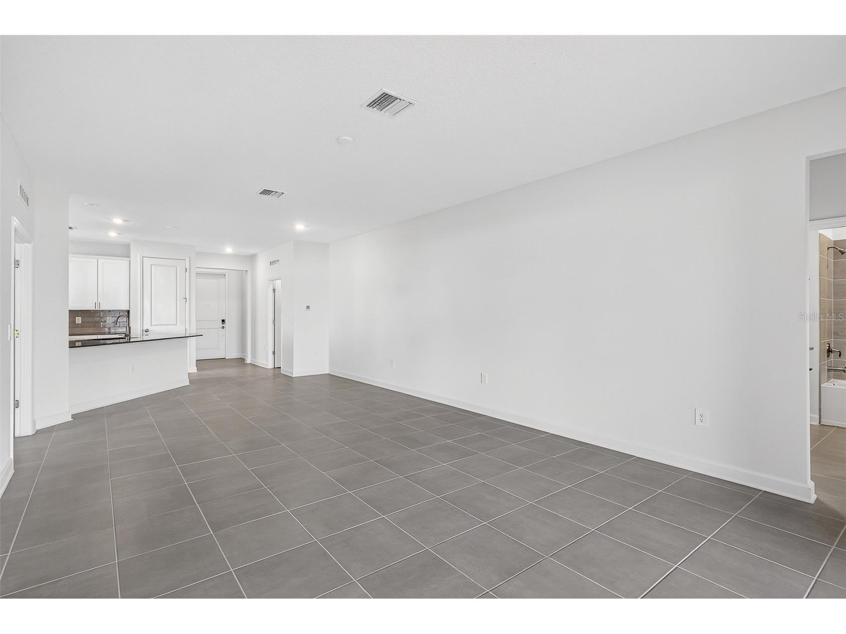 2619 Peace Of Mind Avenue Kissimmee FL 34744 O6380357 image17