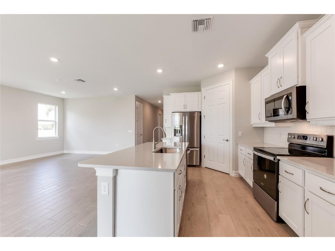 26192 Coral Lakes Drive Punta Gorda FL 33955 C7517398 image9