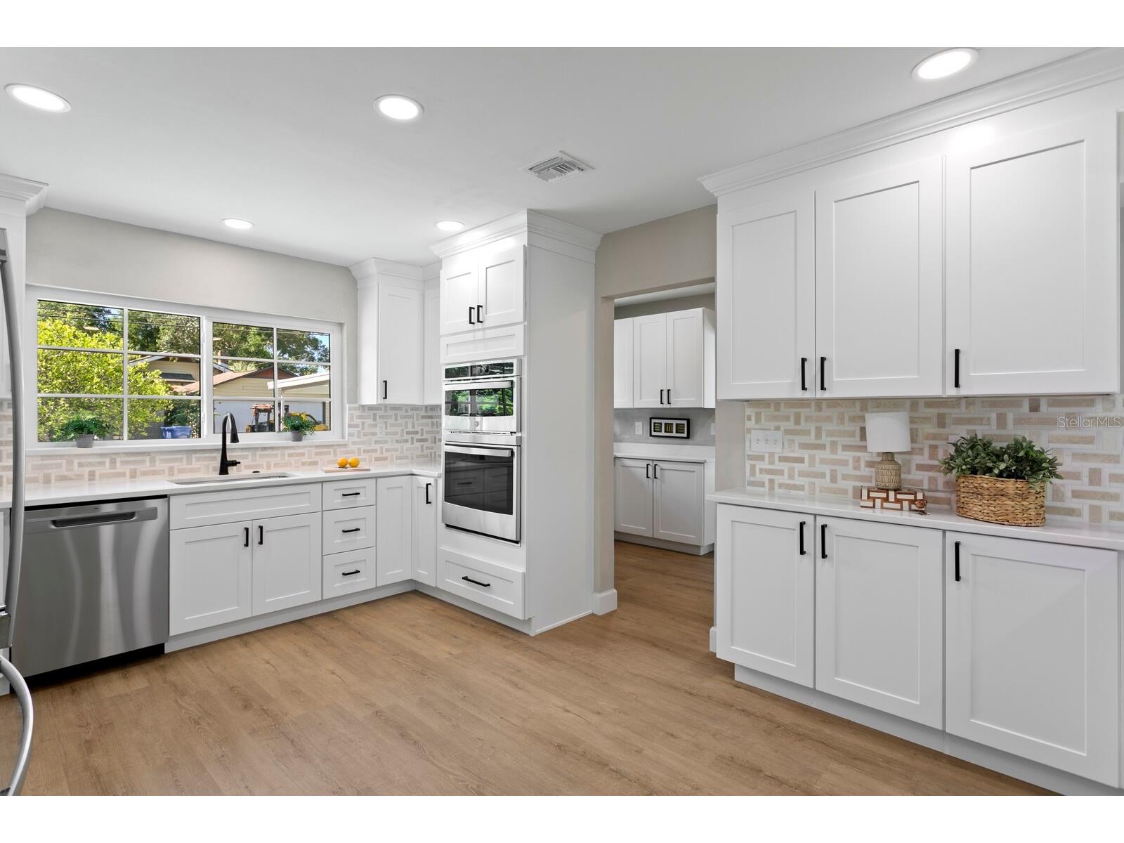 262 30th Street N Saint Petersburg FL 33713 TB8491543 image14