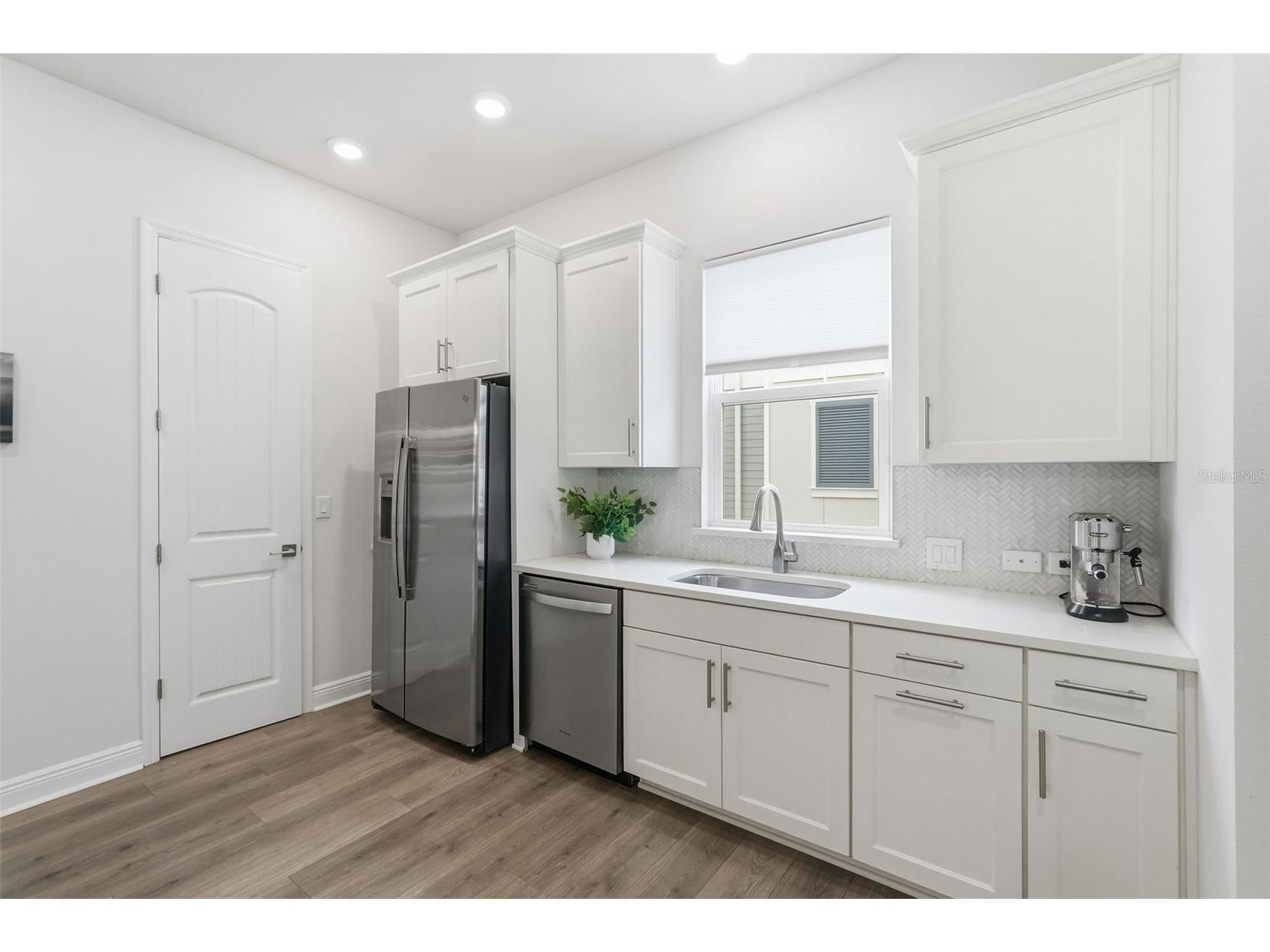 262 8th Street N Saint Petersburg FL 33701 TB8464050 image15