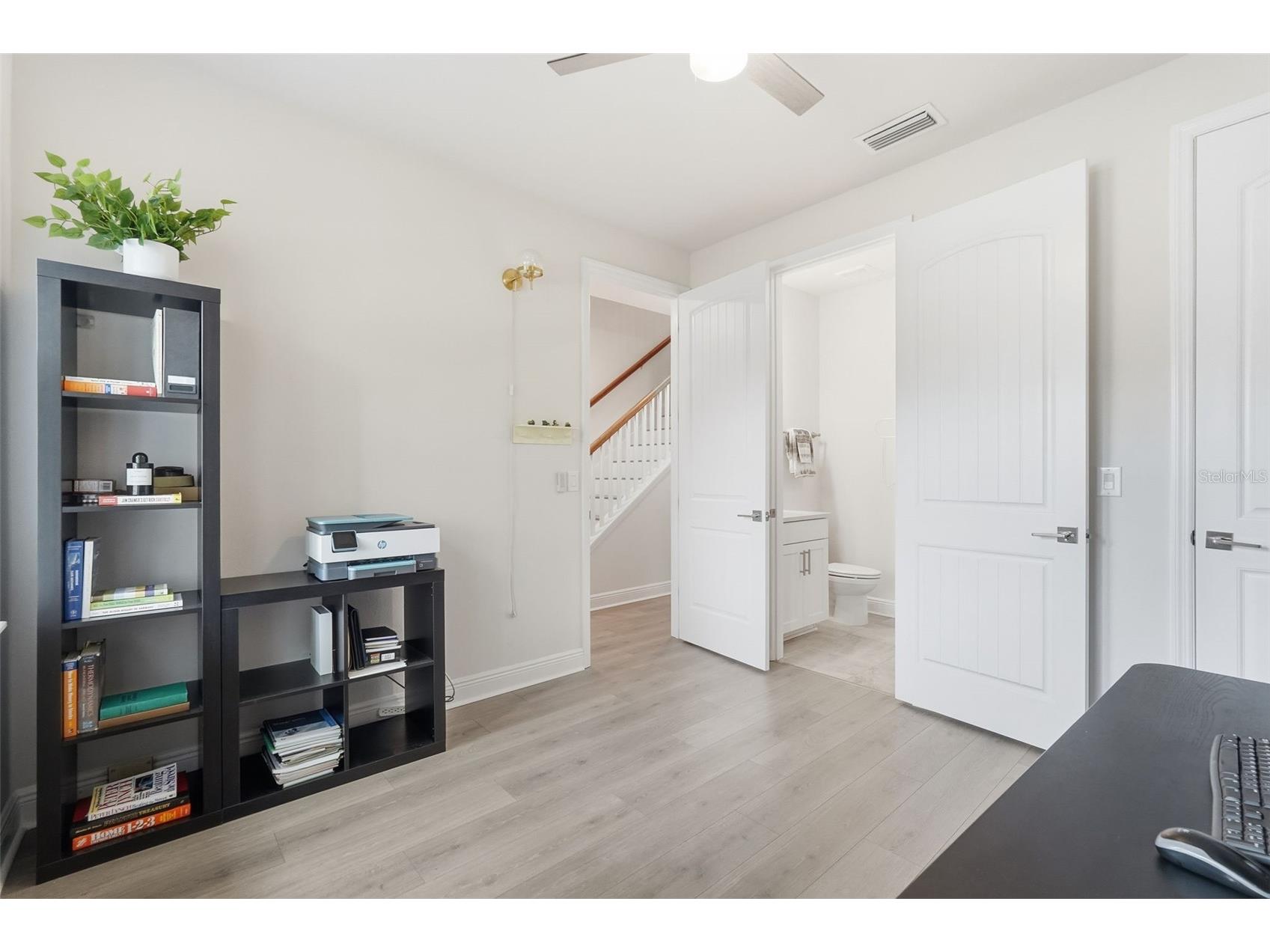 262 8th Street N Saint Petersburg FL 33701 TB8464050 image36