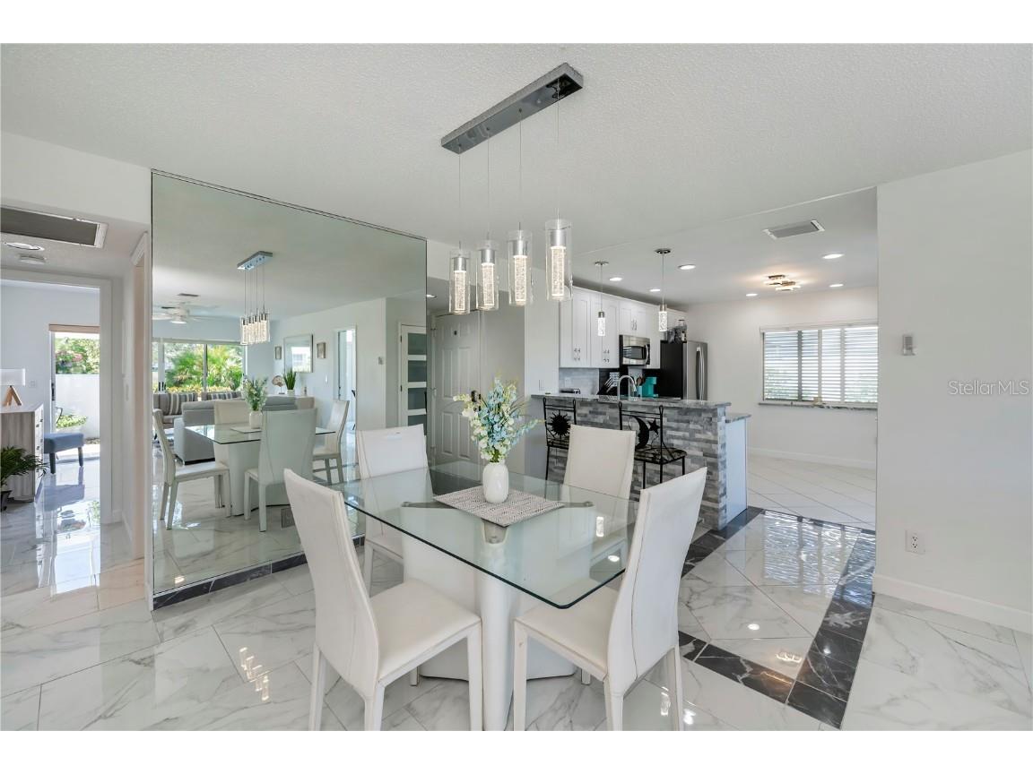 262 Cerromar Way S #53 Venice FL 34293 N6139980 image20