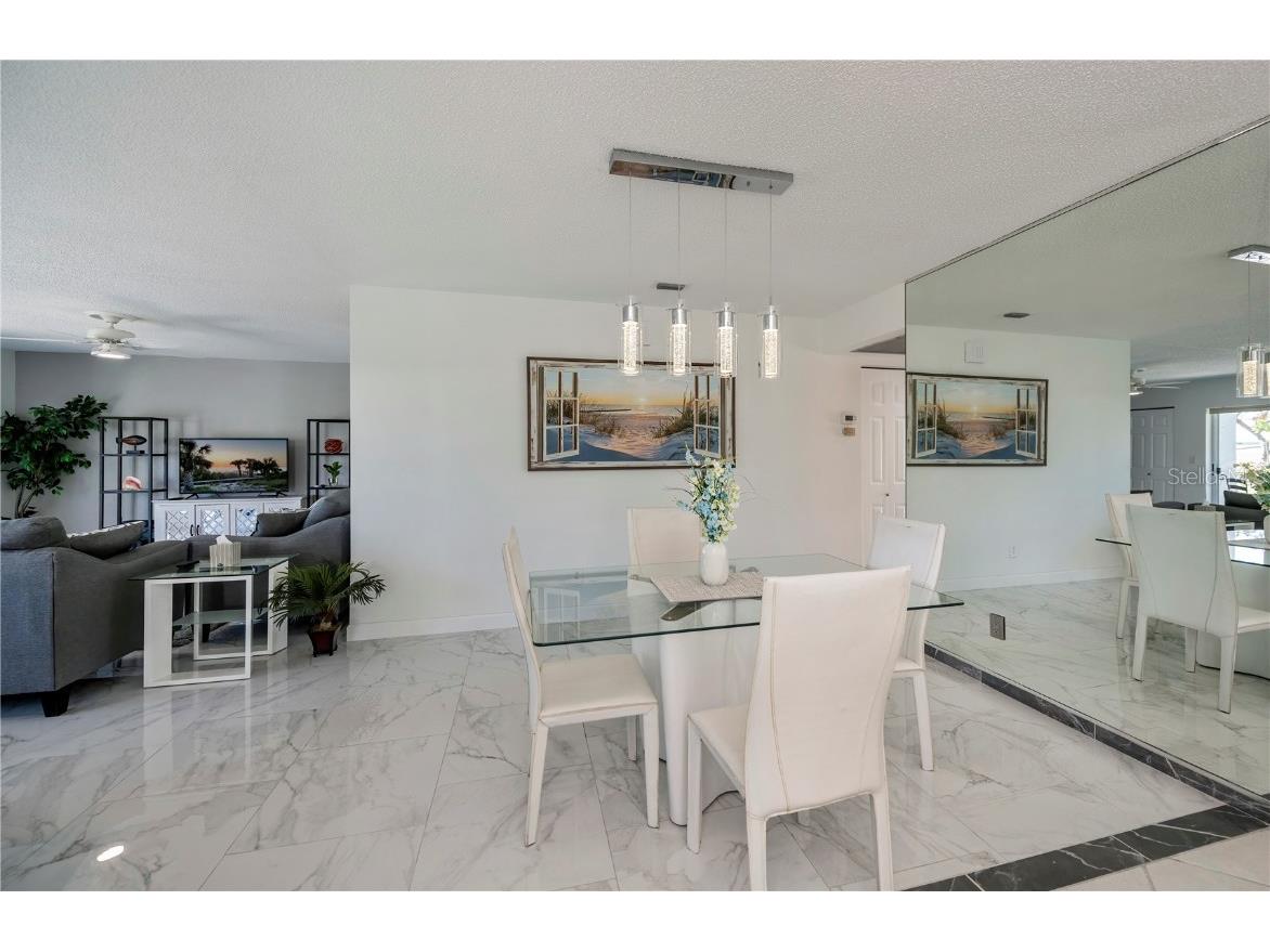 262 Cerromar Way S #53 Venice FL 34293 N6139980 image21