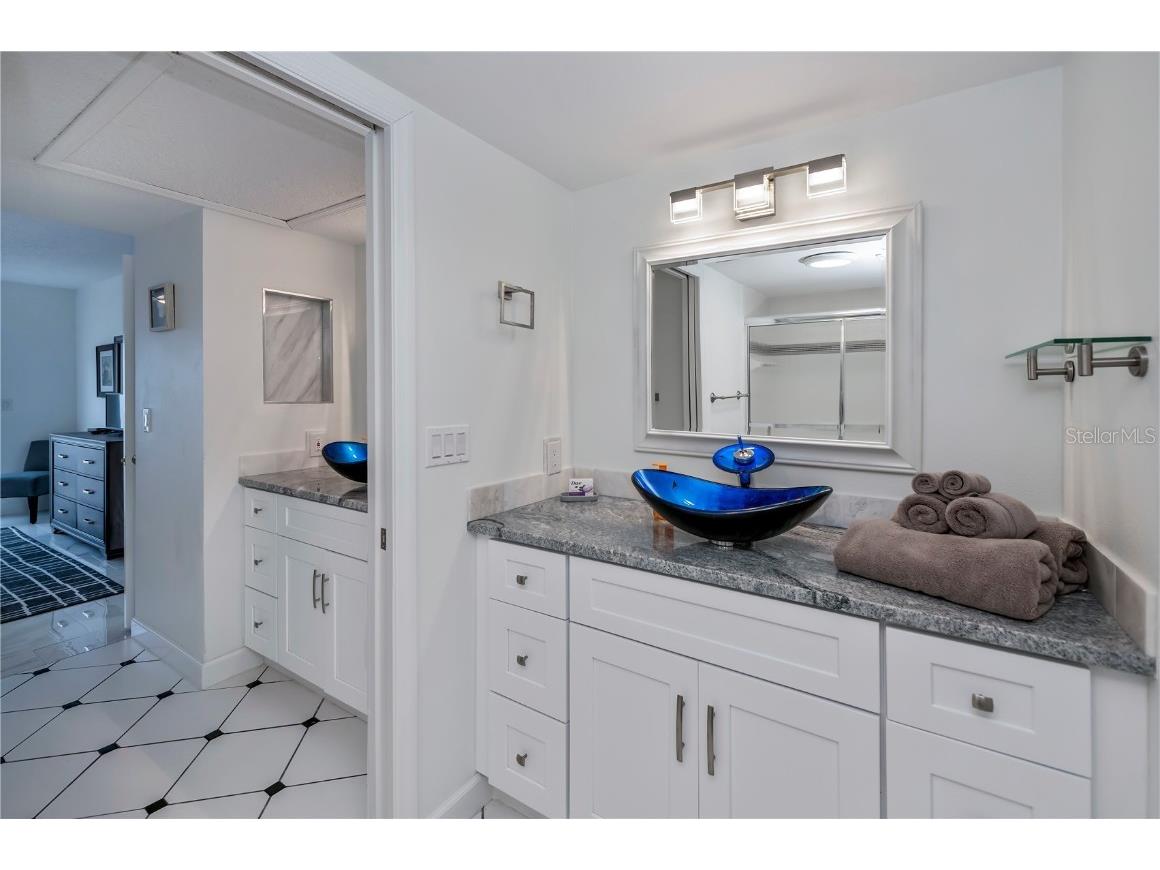 262 Cerromar Way S #53 Venice FL 34293 N6139980 image35