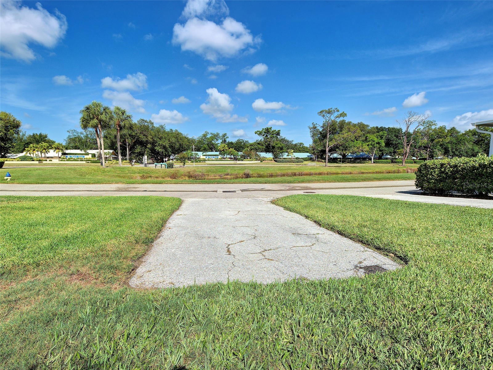 262 Cerromar Way S #53 Venice FL 34293 N6144639 image62