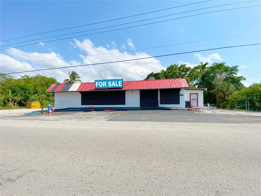262 E 7th Street Pahokee FL 33476 O6026767 image1