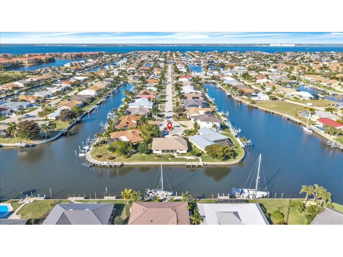 262 Lido Drive Punta Gorda FL 33950 C7521065 image1