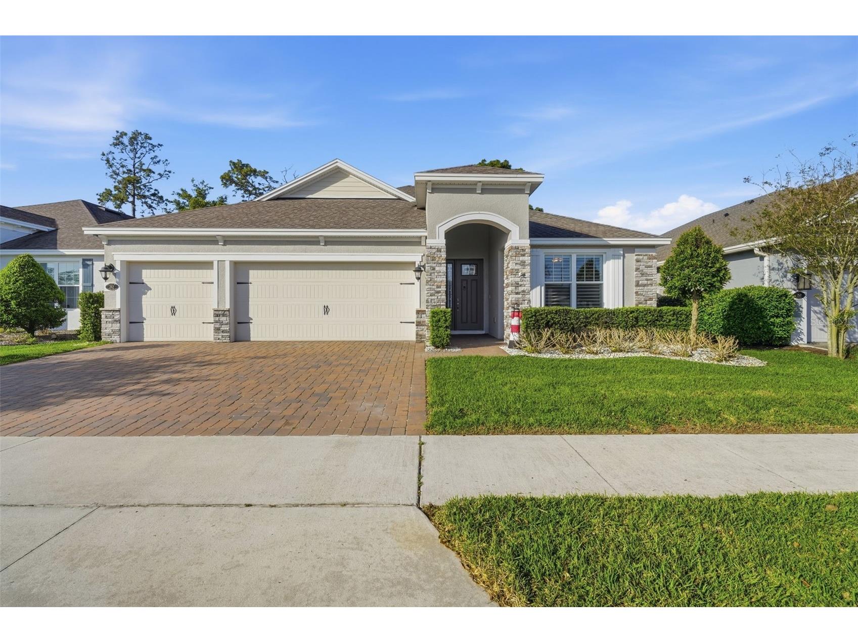 262 Northcote Court Deland FL 32724 V4948286 image1