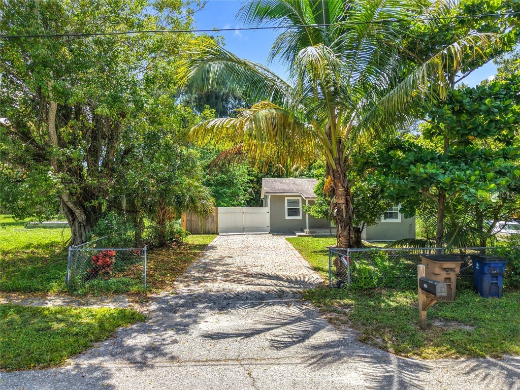 262 Palmacea Road Fort Myers FL 33905 TB8422746 image1