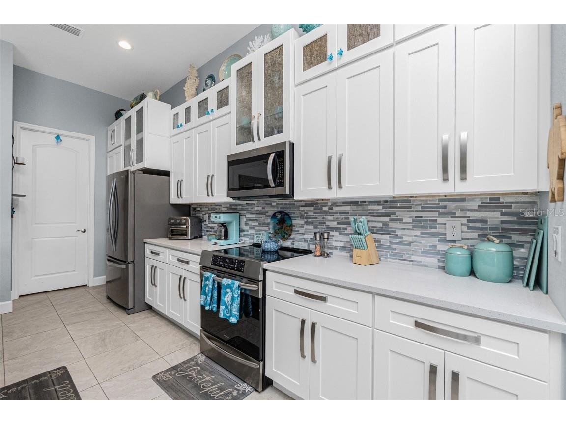 262 Rotonda Boulevard N Rotonda West FL 33947 D6142795 image10