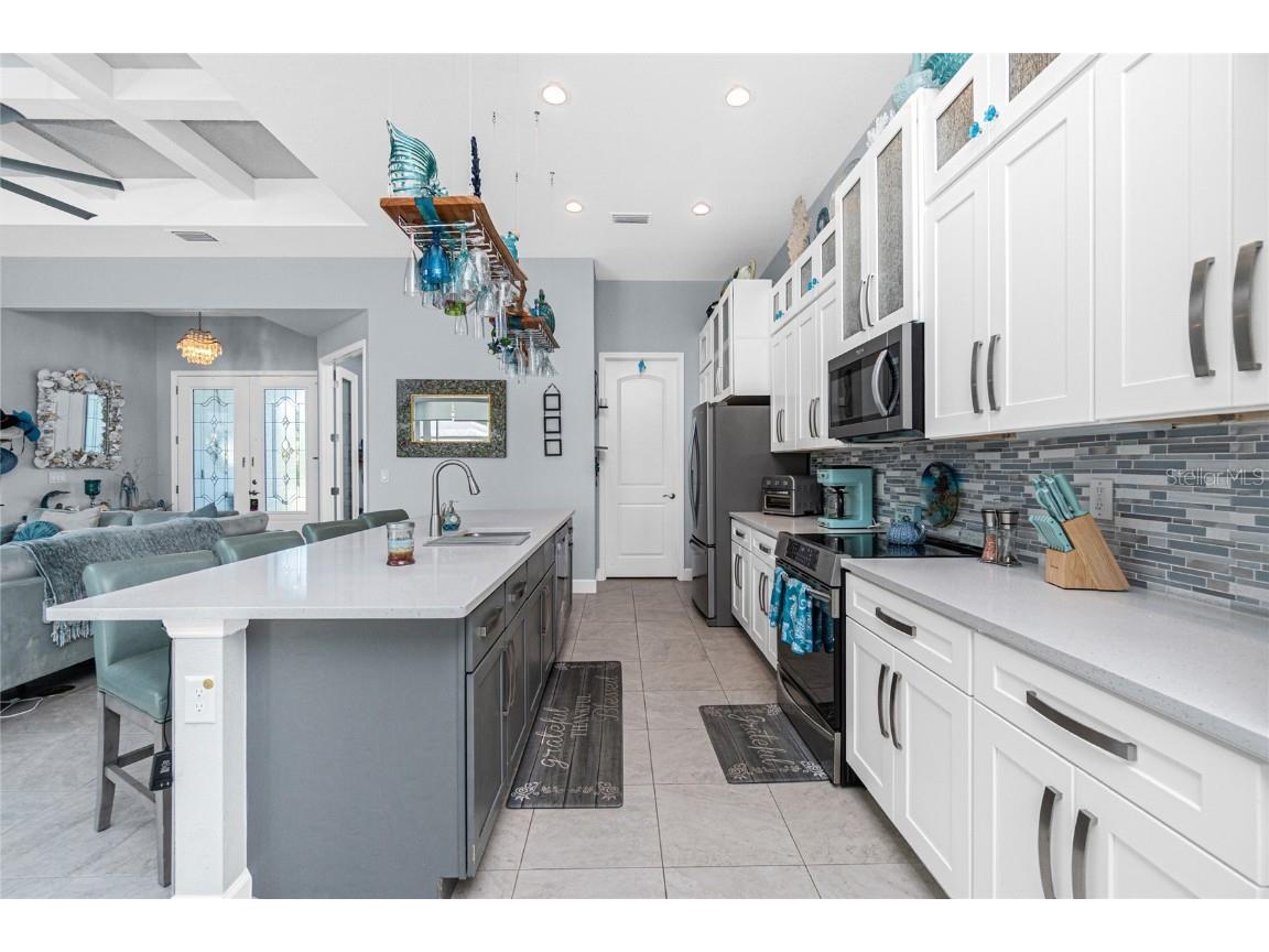 262 Rotonda Boulevard N Rotonda West FL 33947 D6142795 image11