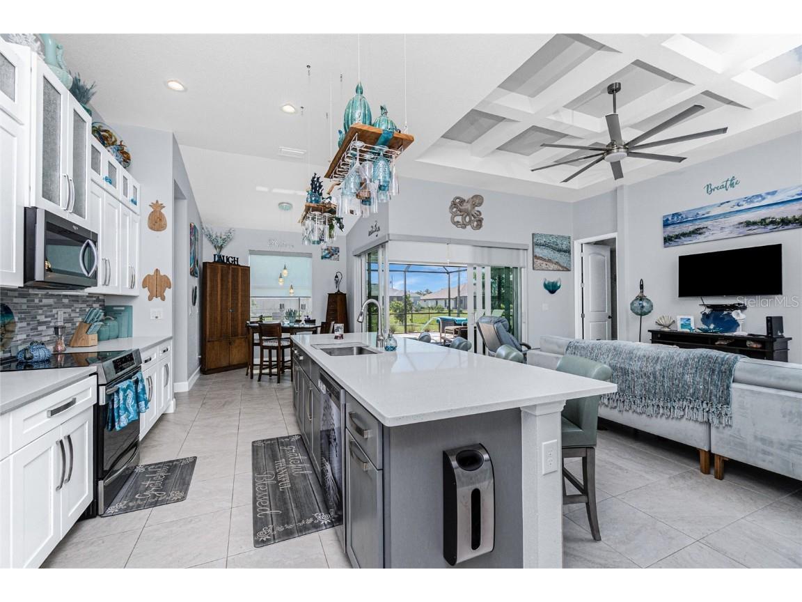 262 Rotonda Boulevard N Rotonda West FL 33947 D6142795 image14