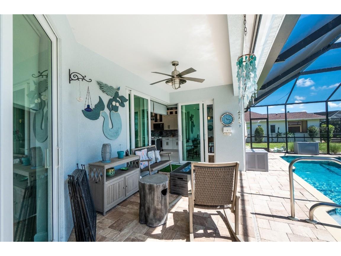 262 Rotonda Boulevard N Rotonda West FL 33947 D6142795 image32