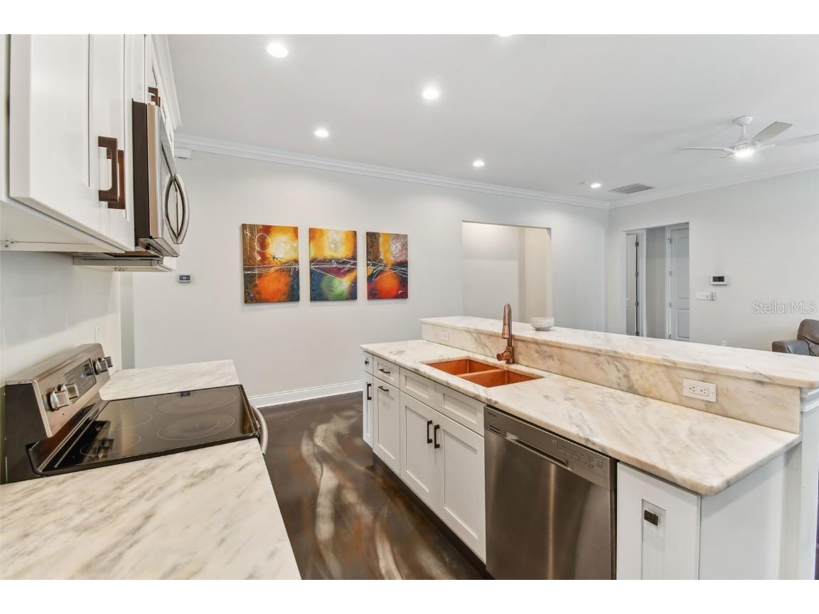 2620 3rd Avenue S Saint Petersburg FL 33712 TB8410958 image10