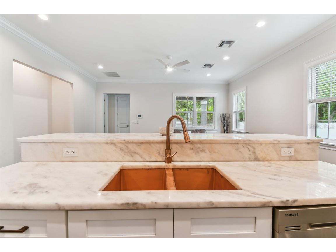 2620 3rd Avenue S Saint Petersburg FL 33712 TB8410958 image12