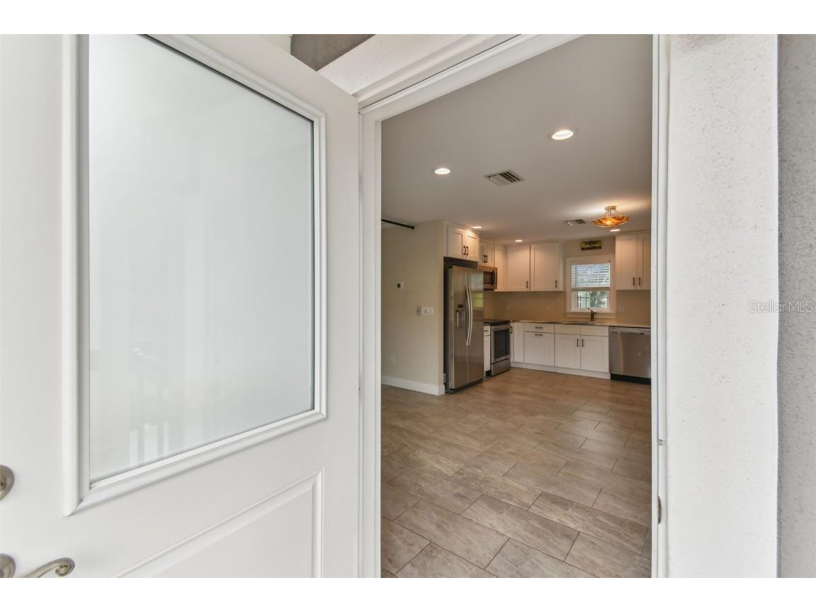 2620 3rd Avenue S Saint Petersburg FL 33712 TB8410958 image37