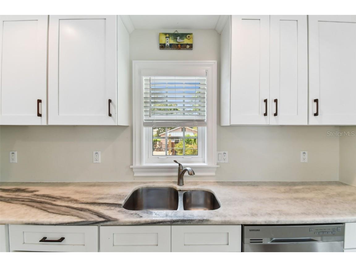 2620 3rd Avenue S Saint Petersburg FL 33712 TB8410958 image42