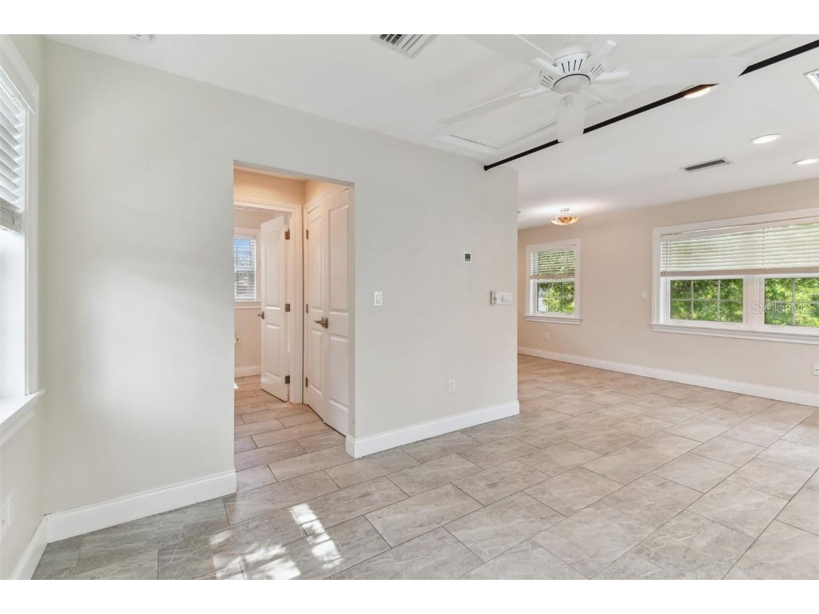 2620 3rd Avenue S Saint Petersburg FL 33712 TB8410958 image46