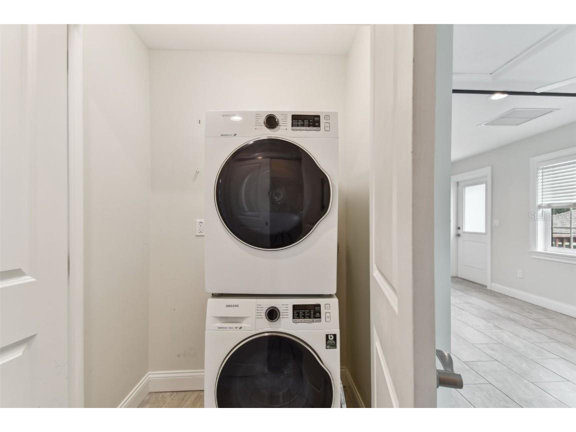 2620 3rd Avenue S Saint Petersburg FL 33712 TB8410958 image49