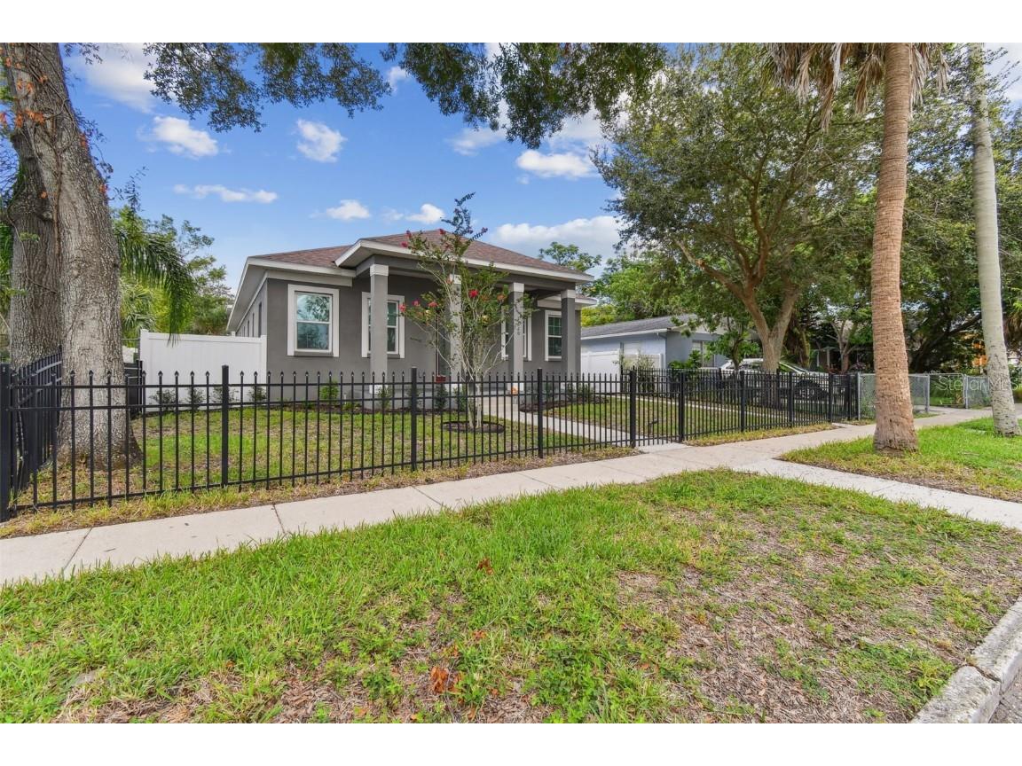 2620 3rd Avenue S Saint Petersburg FL 33712 TB8410958 image53