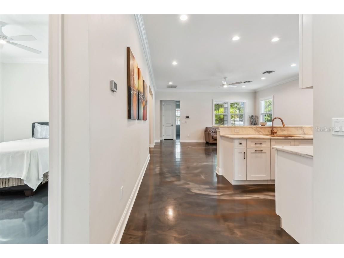 2620 3rd Avenue S Saint Petersburg FL 33712 TB8410958 image7