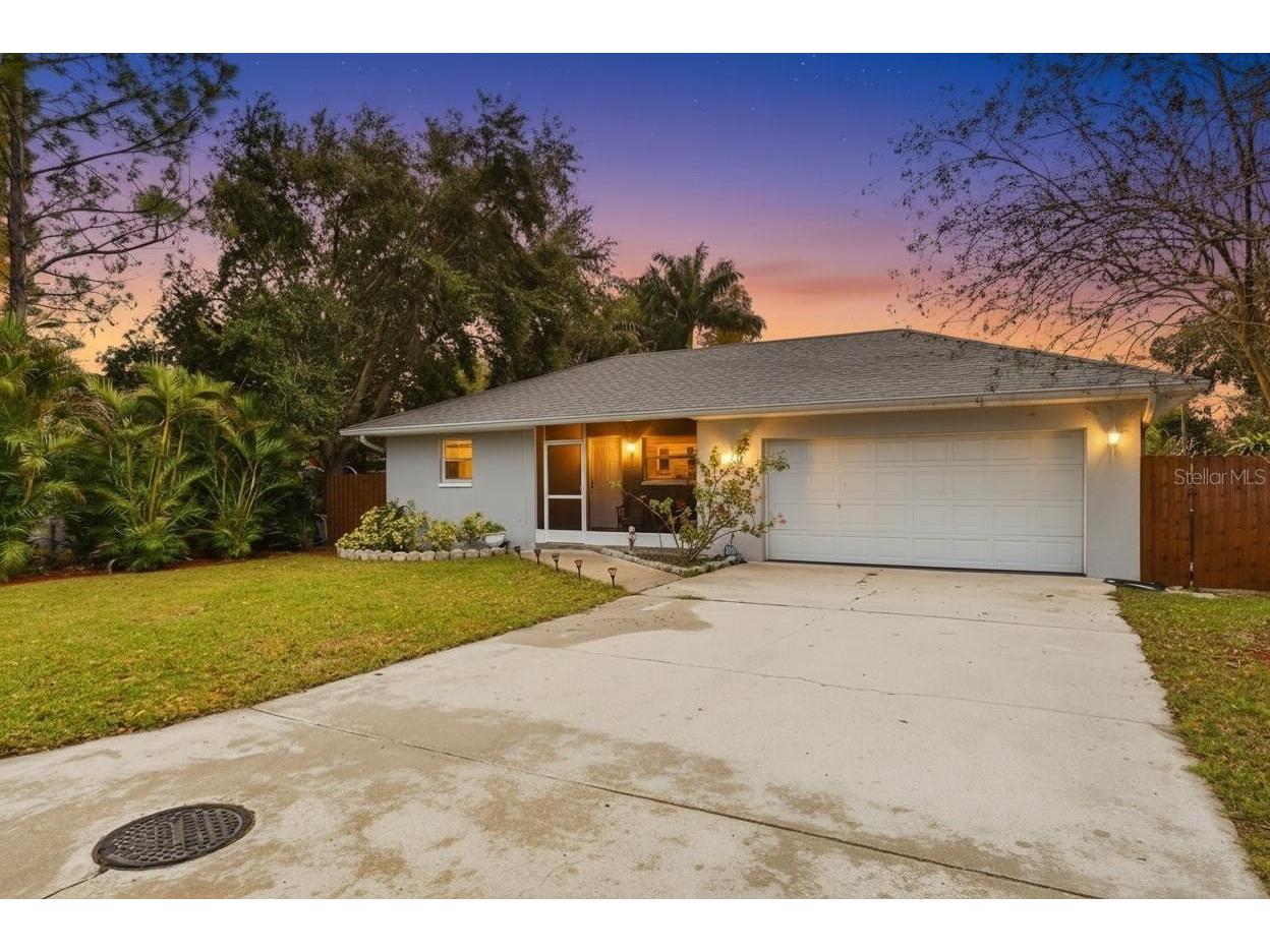 2620 49th Avenue N Saint Petersburg FL 33714 TB8465610 image1