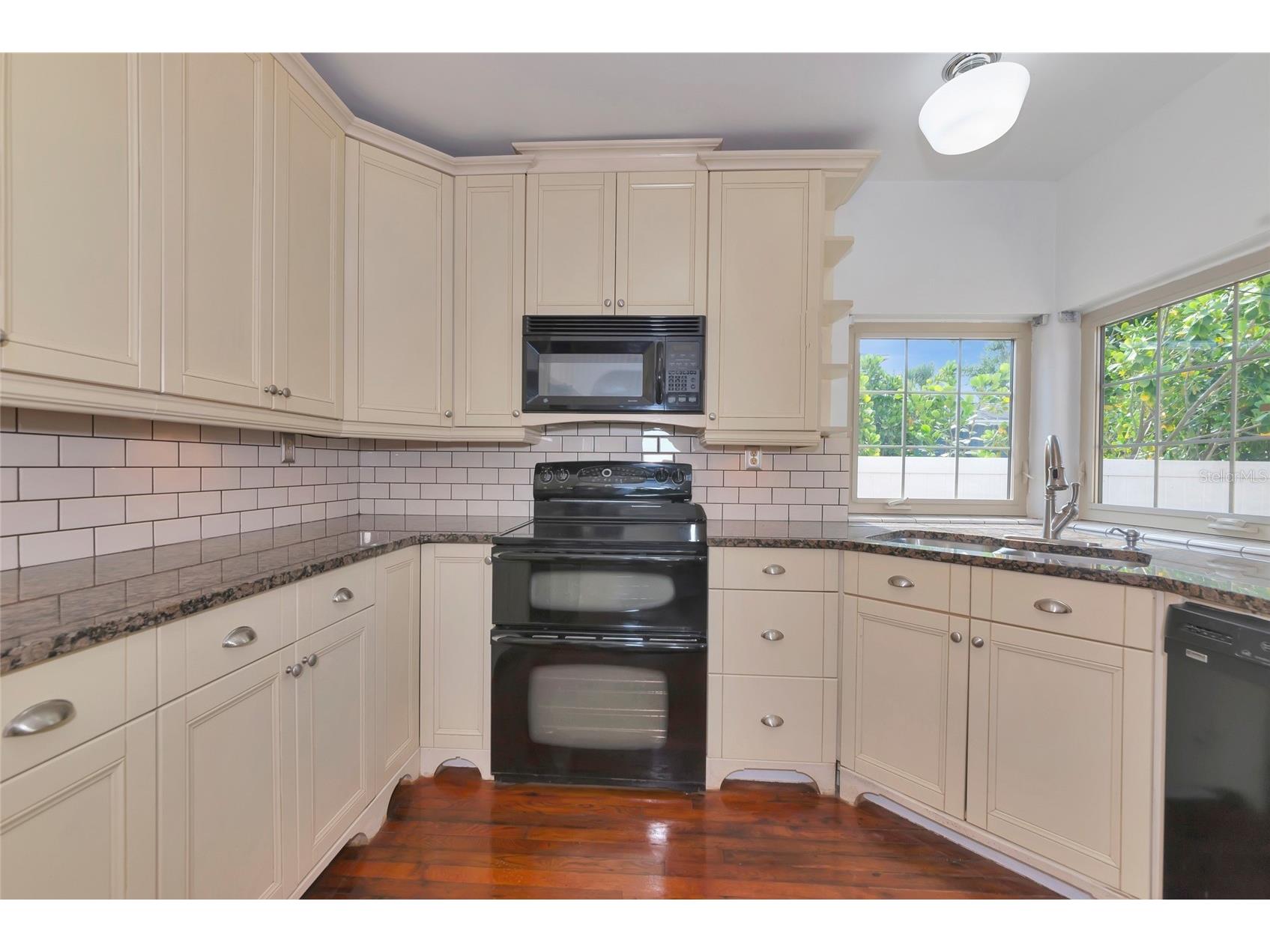 2620 8th Avenue N Saint Petersburg FL 33713 A4652208 image4