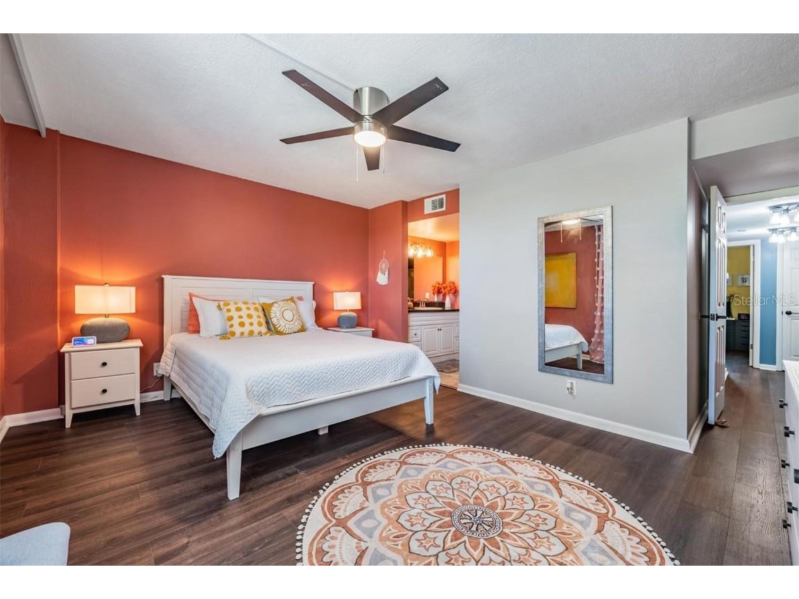 2620 Cove Cay Drive #107 Clearwater FL 33760 - TAMPA BAY TB8437331 image19