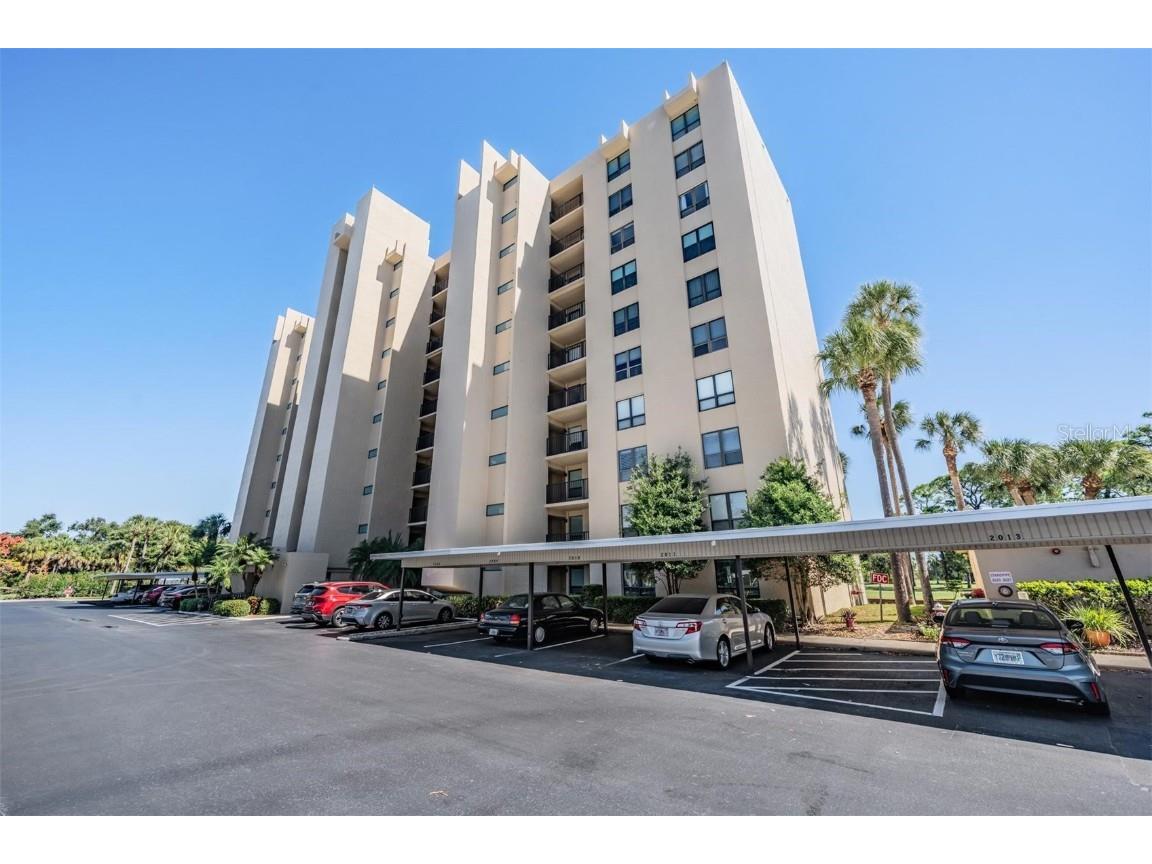 2620 Cove Cay Drive #107 Clearwater FL 33760 - TAMPA BAY TB8437331 image2