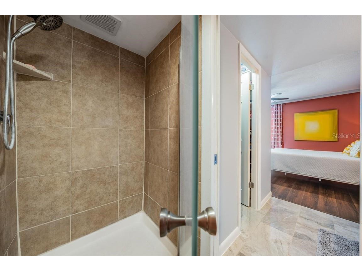 2620 Cove Cay Drive #107 Clearwater FL 33760 - TAMPA BAY TB8437331 image24