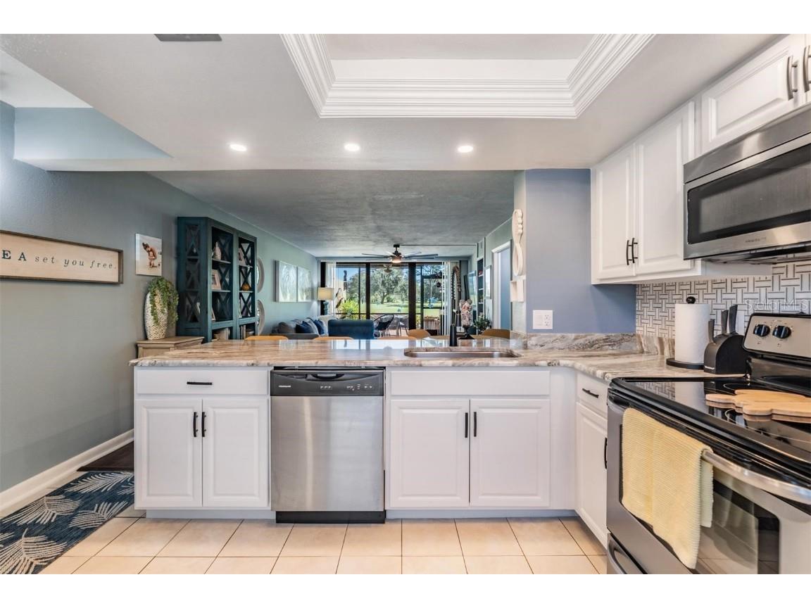 2620 Cove Cay Drive #107 Clearwater FL 33760 - TAMPA BAY TB8437331 image9