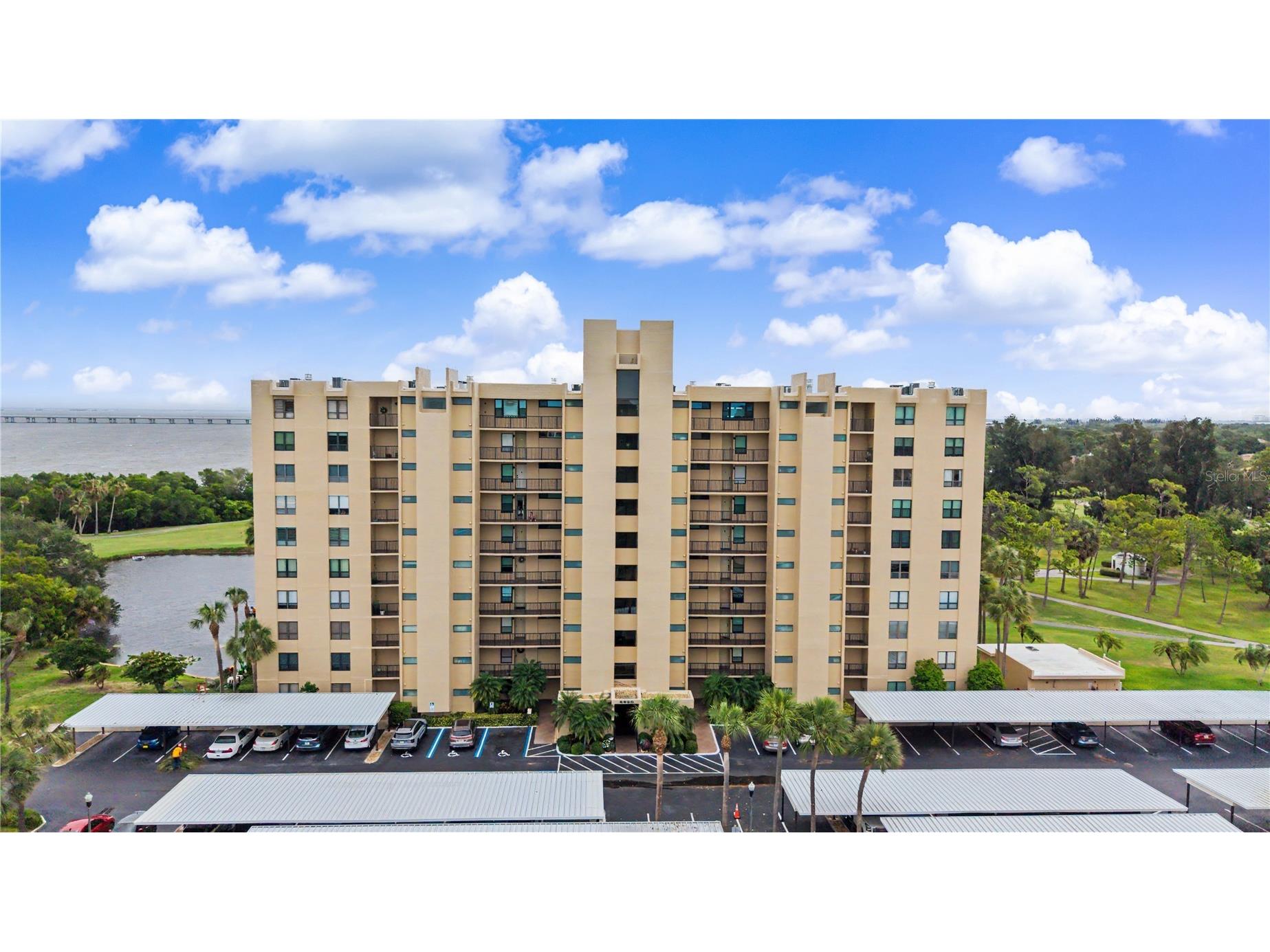 2620 Cove Cay Drive #207 Clearwater FL 33760 - TAMPA BAY AND GOLF COURSE POND TB8516369 image2