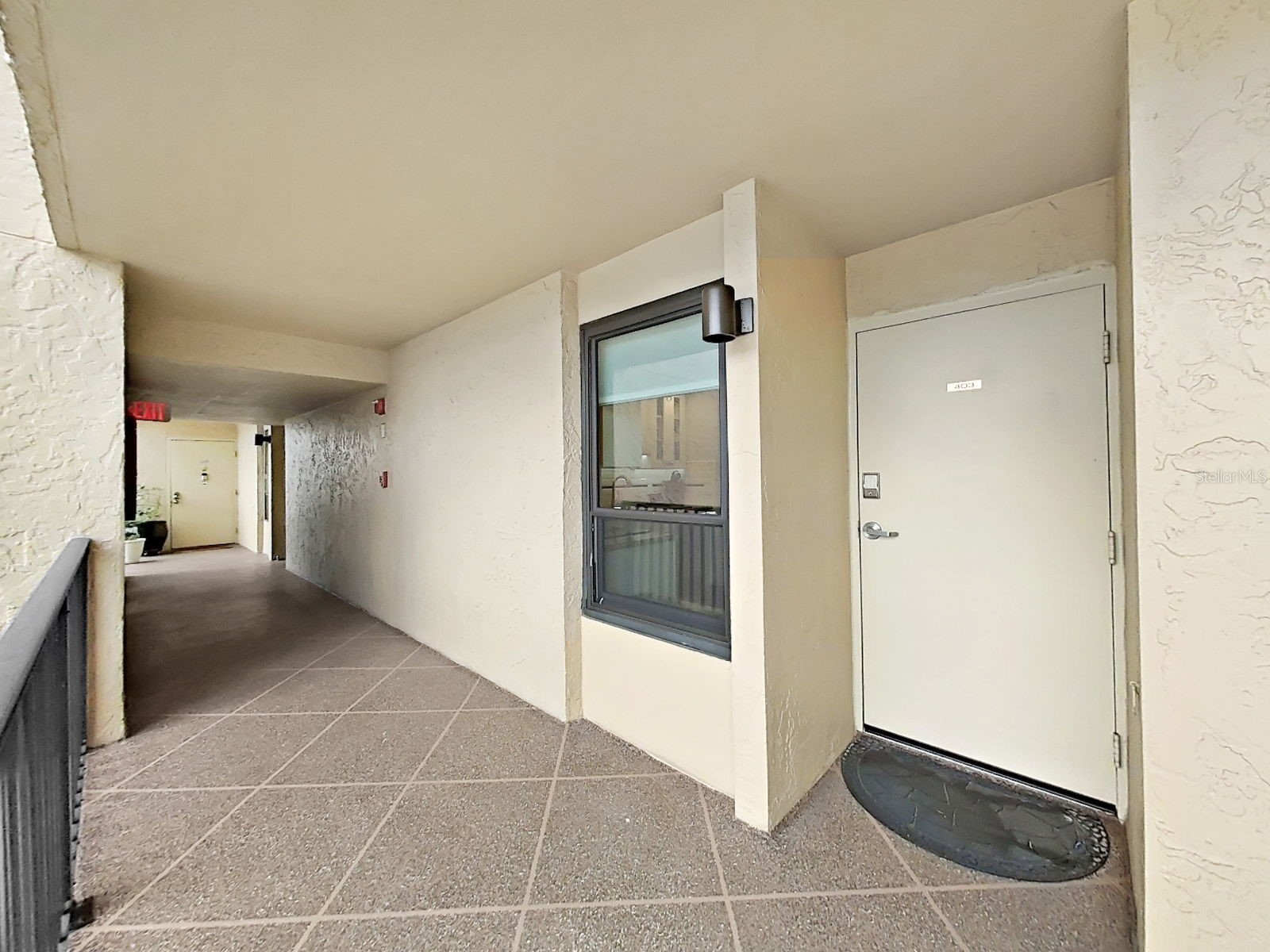 2620 Cove Cay Drive #403 Clearwater FL 33760 - OLD TAMPA BAY TB8516619 image2