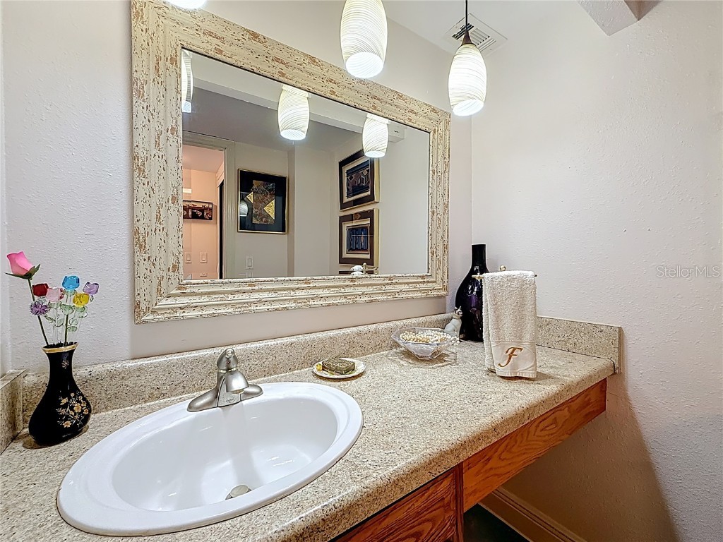 2620 Cove Cay Drive #502 Clearwater FL 33760 - TAMPA BAY TB8454703 image24