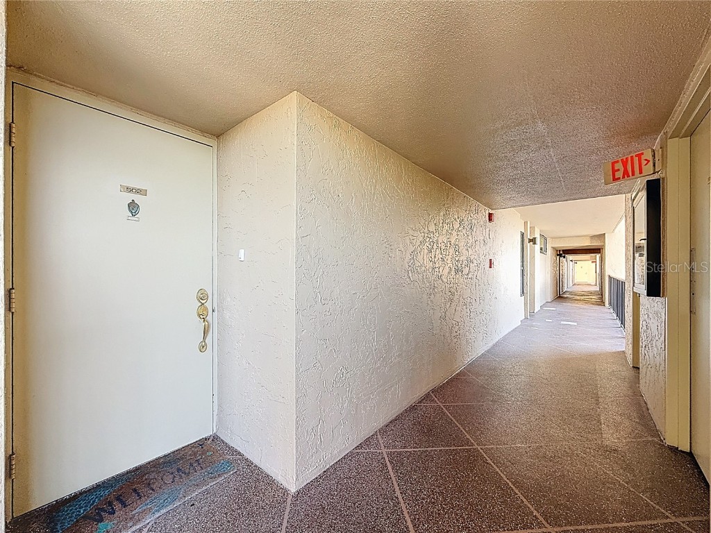 2620 Cove Cay Drive #502 Clearwater FL 33760 - TAMPA BAY TB8454703 image3