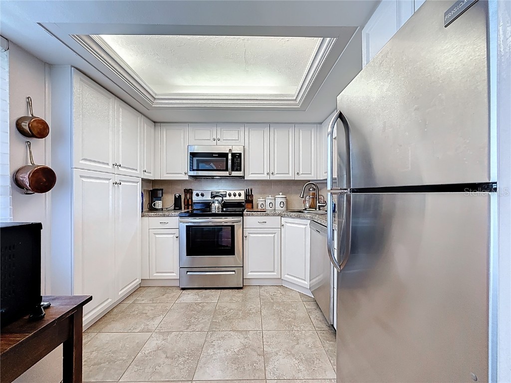 2620 Cove Cay Drive #502 Clearwater FL 33760 - TAMPA BAY TB8454703 image5