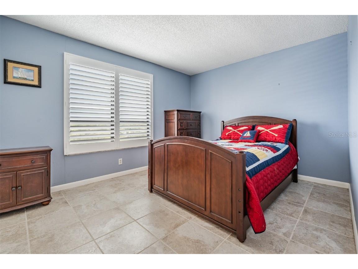 2620 Cove Cay Drive #601 Clearwater FL 33760 - TAMPA BAY AND GOLF COURSE POND TB8454500 image24