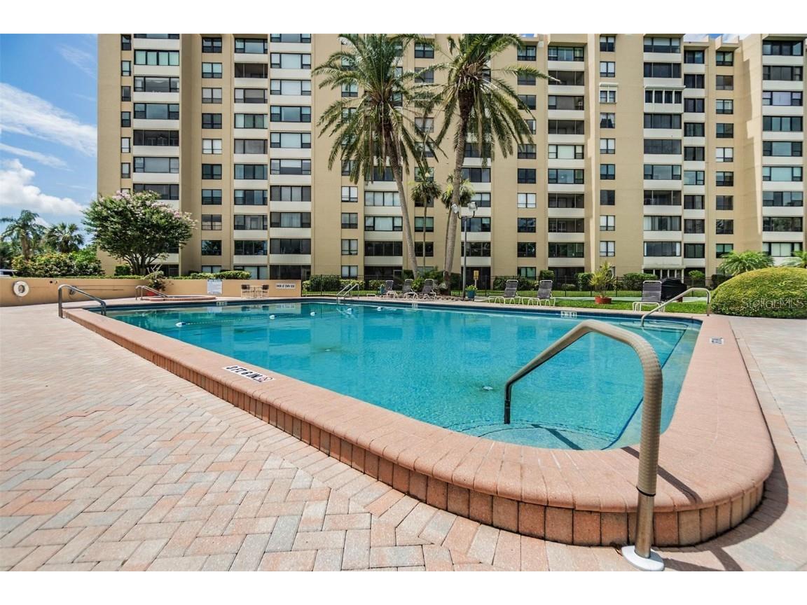 2620 Cove Cay Drive #601 Clearwater FL 33760 - TAMPA BAY AND GOLF COURSE POND TB8454500 image41