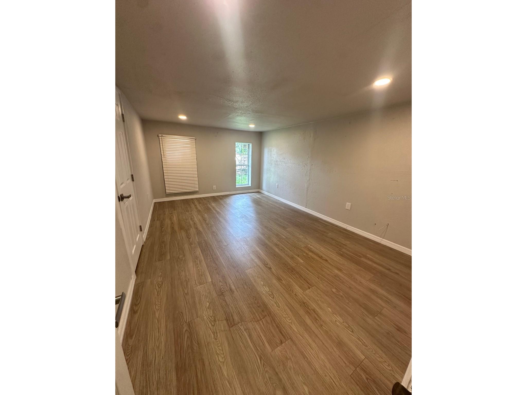 2620 E 33rd Avenue Tampa FL 33610 TB8516336 image6