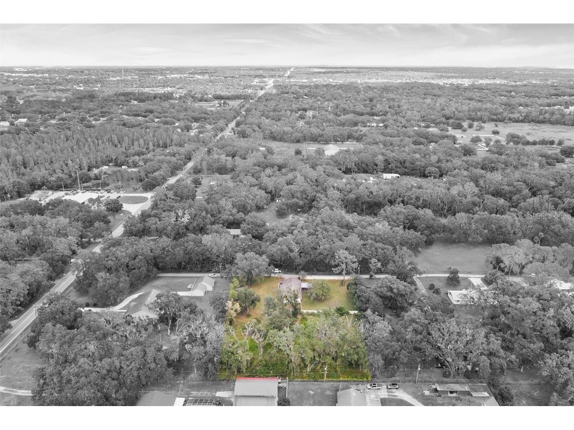 2620 Ewell Road Lakeland FL 33811 TB8436938 image40