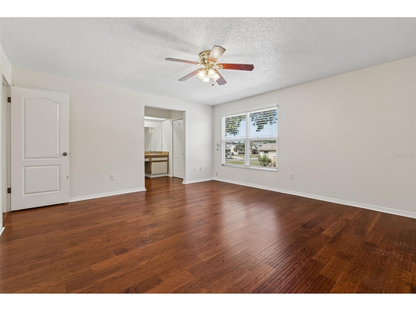 2620 Giant Place Seffner FL 33584 TB8503775 image33