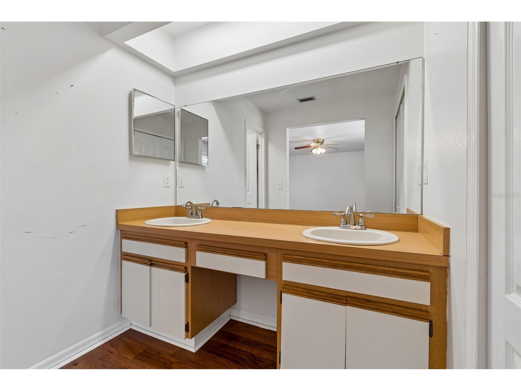 2620 Giant Place Seffner FL 33584 TB8503775 image35