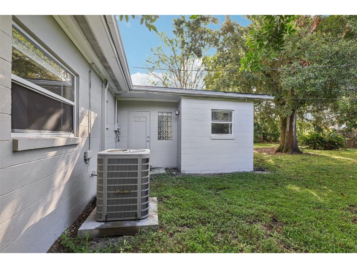 2620 Hawthorne Street Orlando FL 32806 O6348576 image27