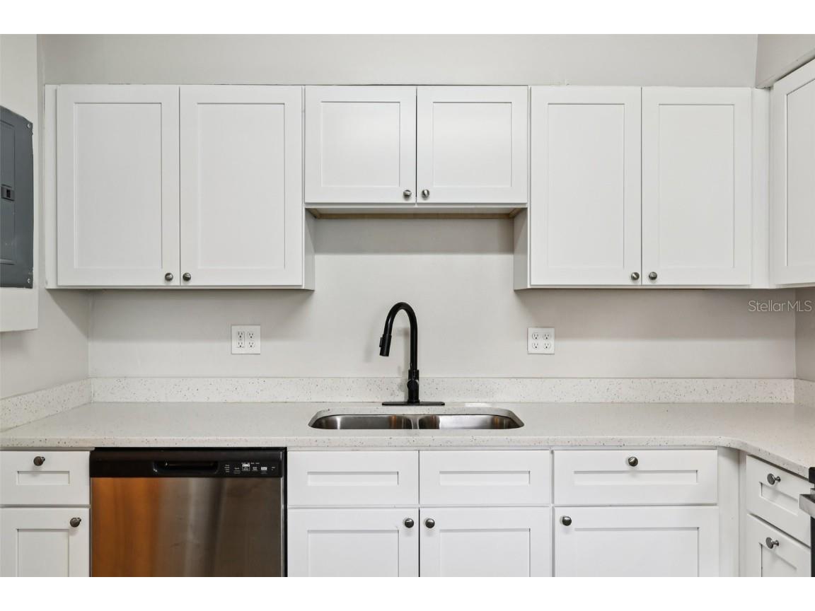 2620 Hawthorne Street Orlando FL 32806 O6348576 image9