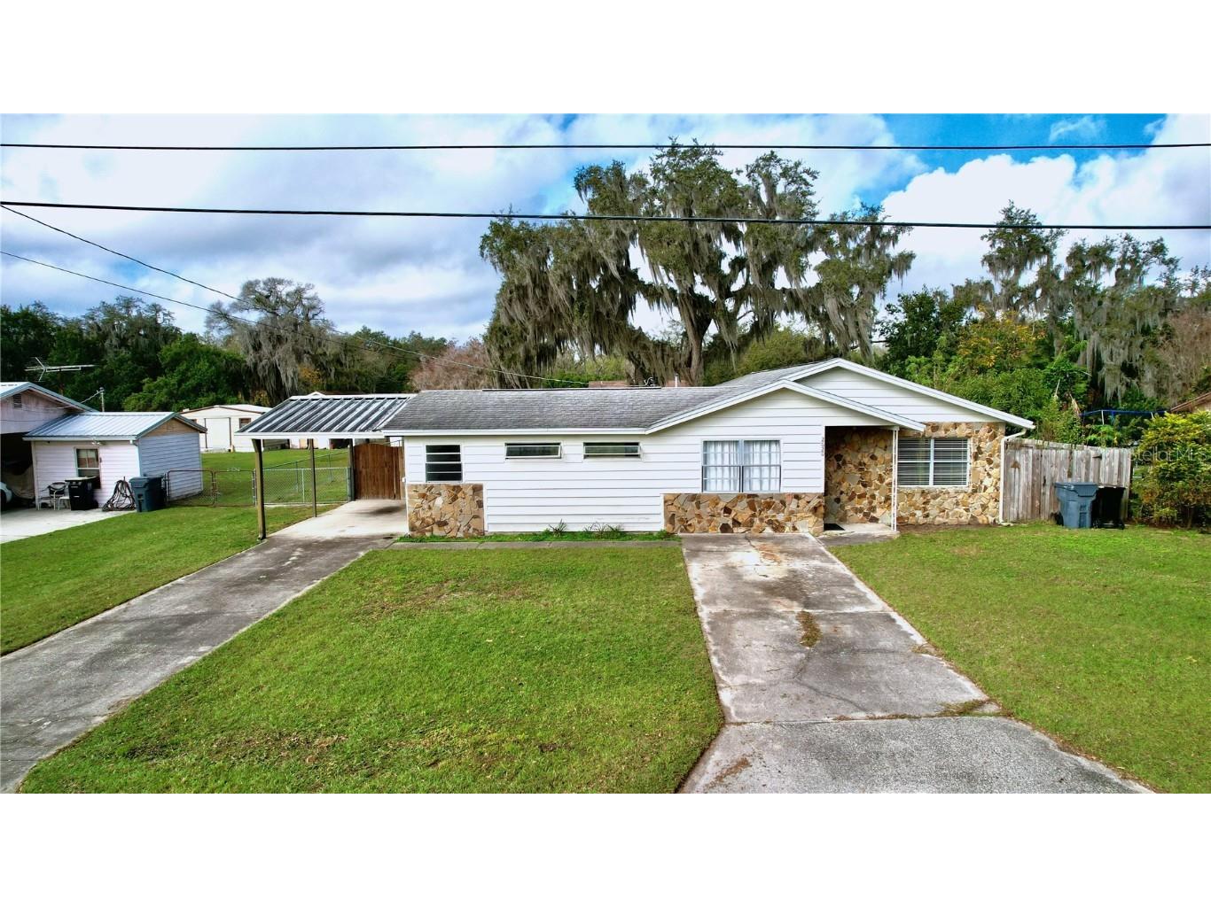 2620 Howard Street Mulberry FL 33860 B4901435 image1
