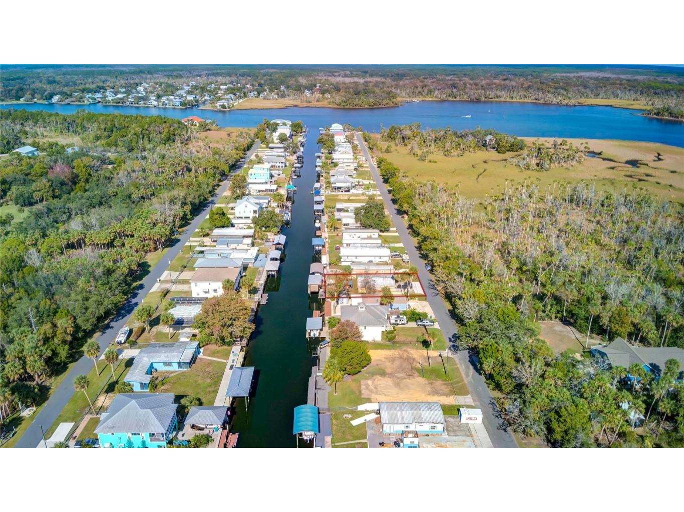 2620 N Comanche Point Crystal River FL 34429 W7860113 image1