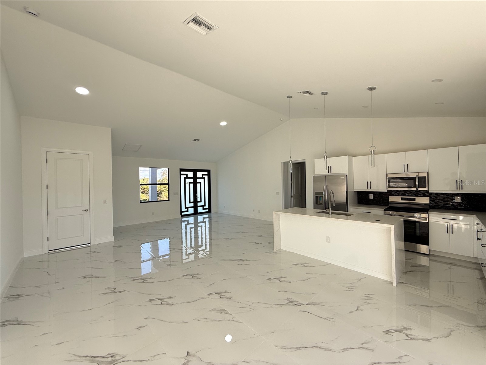 2620 NE 22nd Avenue Cape Coral FL 33909 O6375538 image3