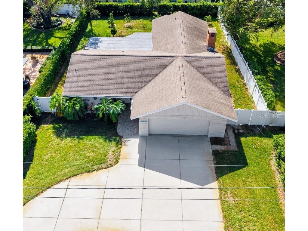 2620 Renatta Drive Belleair Bluffs FL 33770 TB8343210 image1