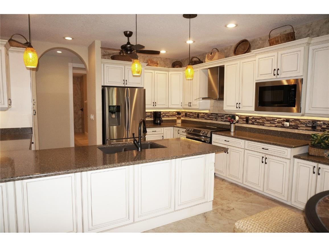 2620 Tarpon Cove Drive #311 Punta Gorda FL 33950 C7500095 image10